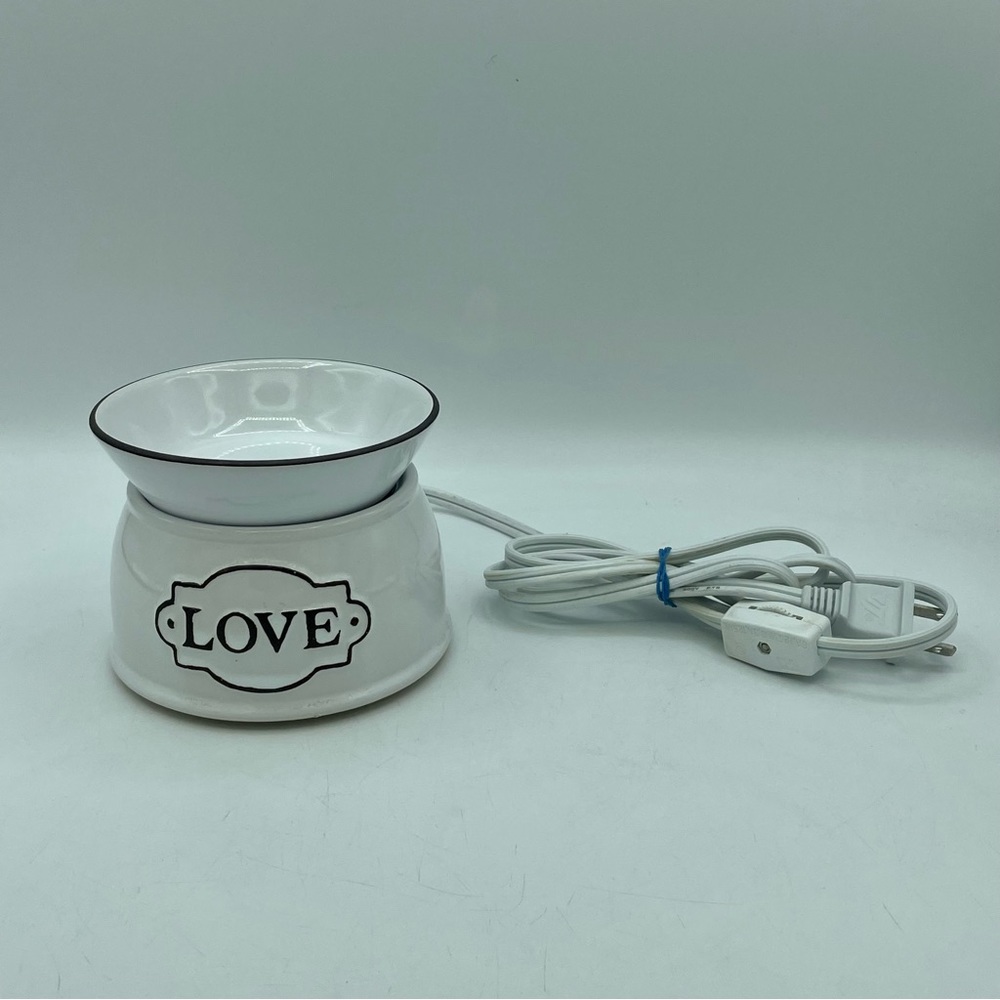 Scentsy LOVE Elements Warmer Retired Collection SCE-26982 White Tested Works - Picture 2 of 9